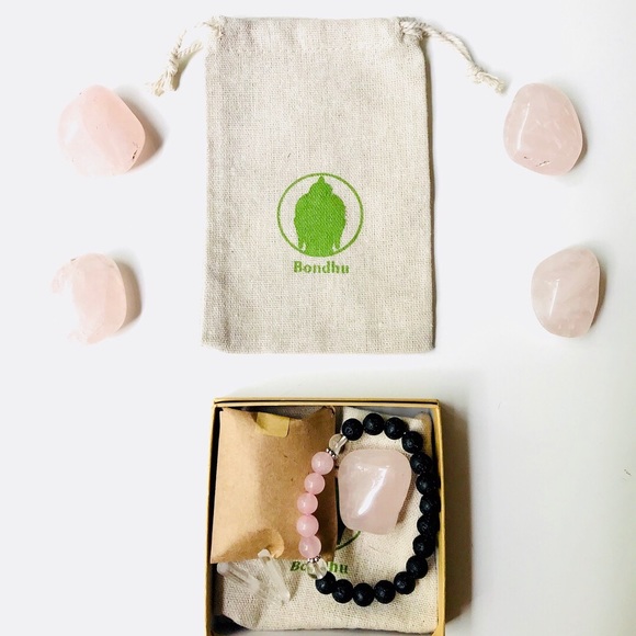 Rose Quartz Aromatherapy Bracelet Box Set - Picture 1 of 3